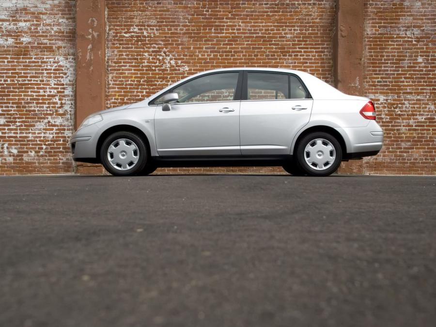  Nissan Versa Sedan 2007 года  (фото 4 из 5)